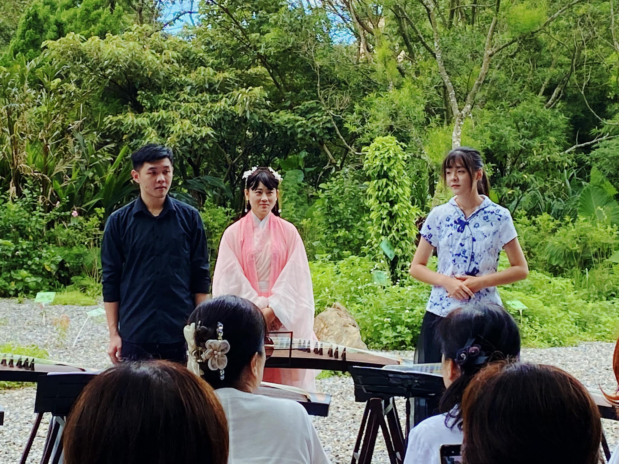 古箏社同學