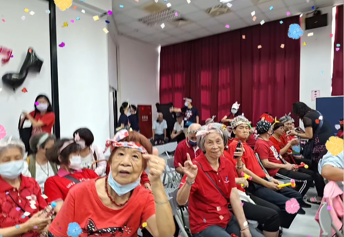 充滿活力熱情參與活動的長者
