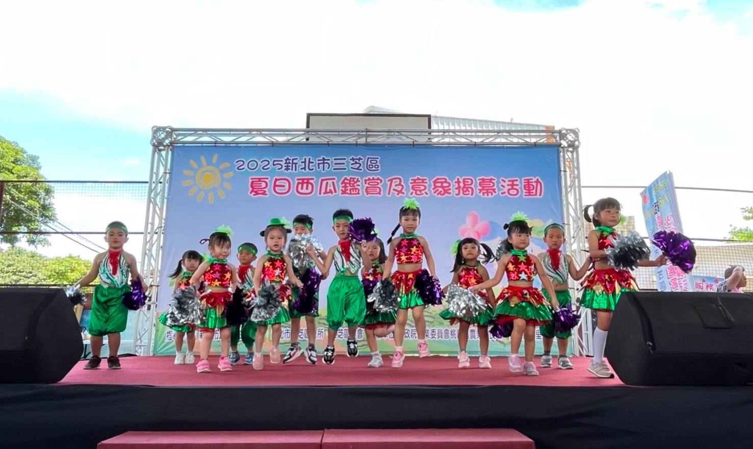 幼兒園小朋友精彩表演