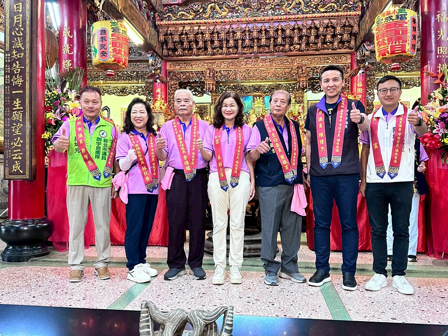 賴小萍區長及各與會貴賓合影