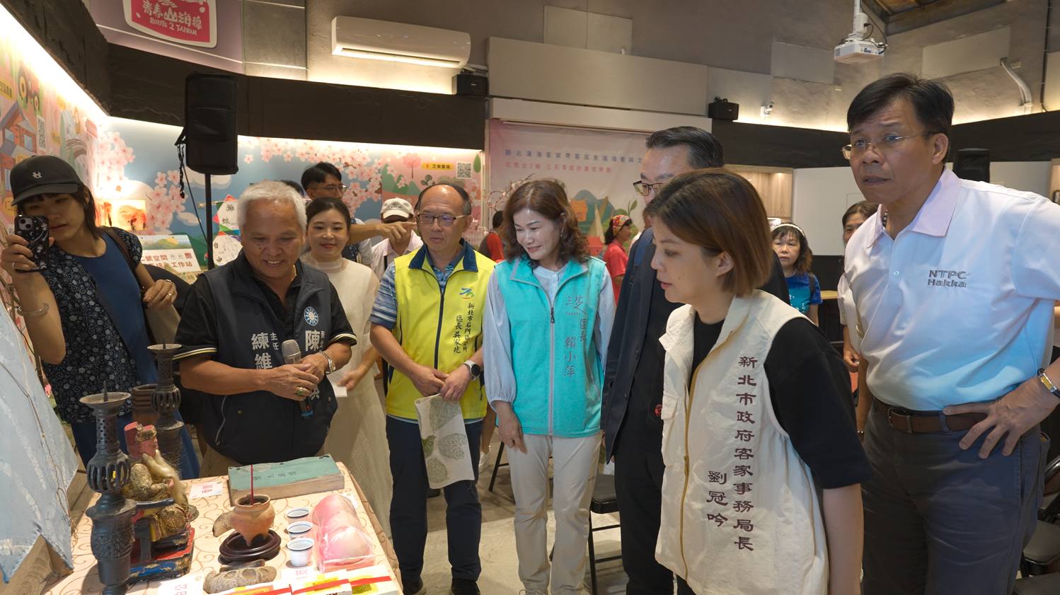 客家事務局局長參觀成果展