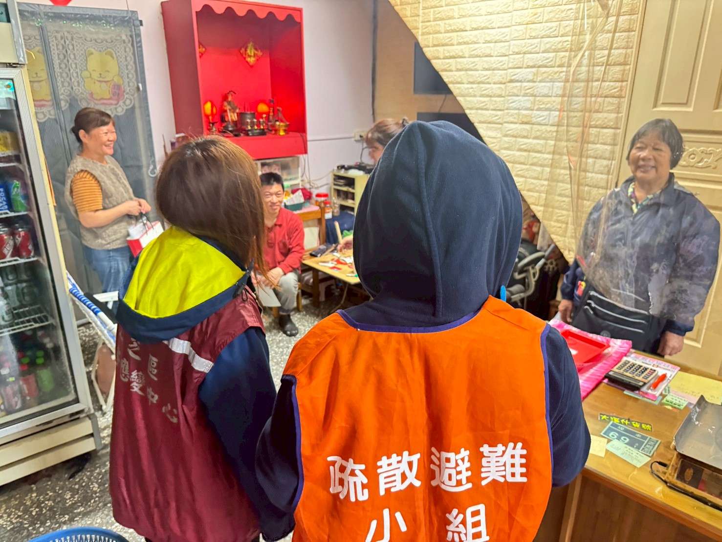 鳳凰颱風來襲前保全戶疏散避難宣導