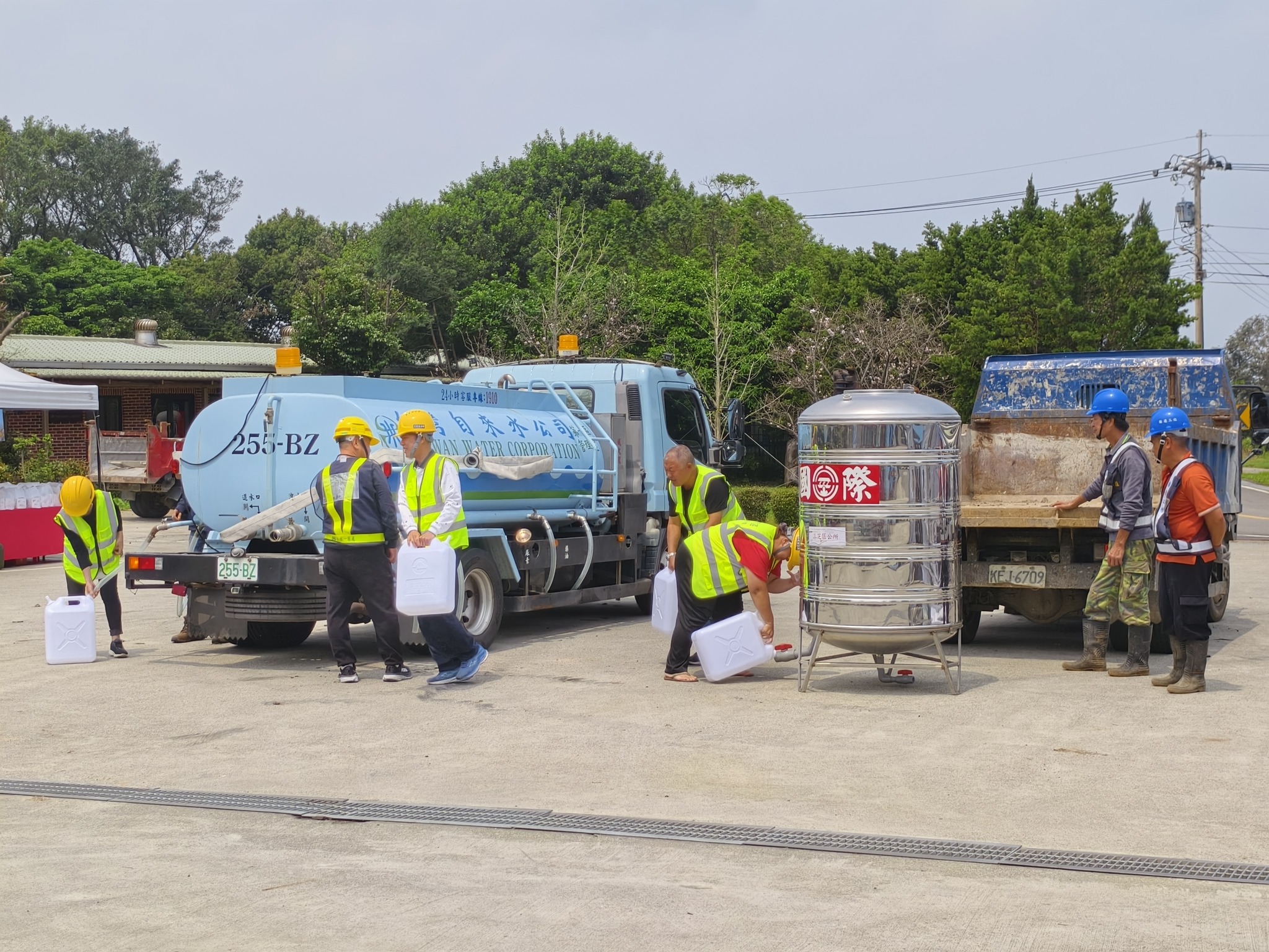 災時斷水供應自來水演練