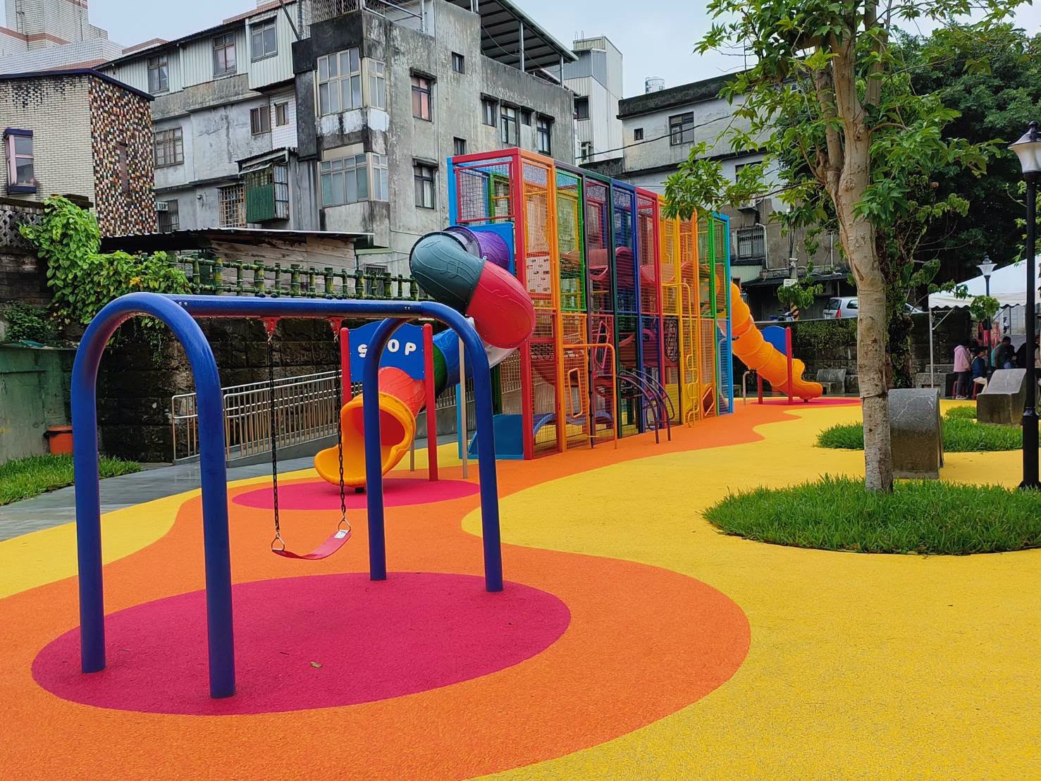 兒二公園全新兒童遊戲場設施