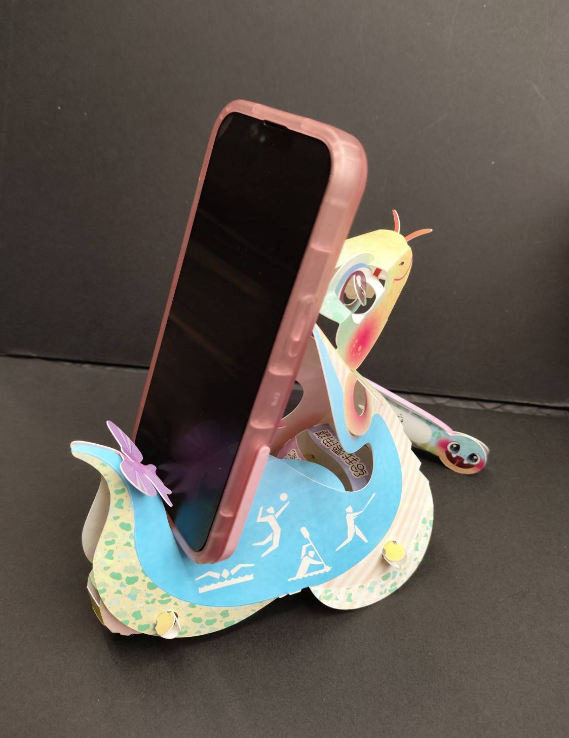 提燈可當手機支架使用